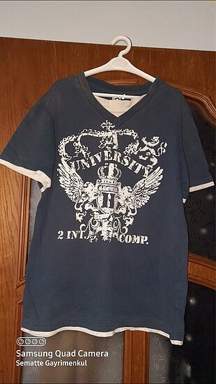 V Yaka Tshirt 