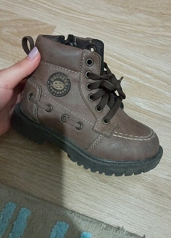 Dockers erkek çocuk bot