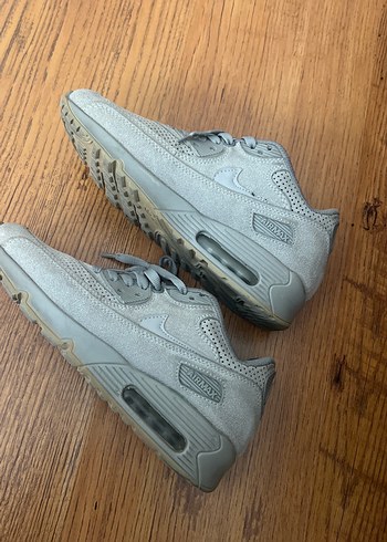 Nike gri süet Kadın Spor Ayakkabı