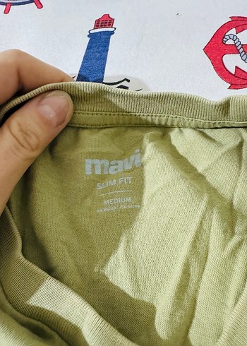 Mavi Baskılı V Yaka tişört - Görsel 2