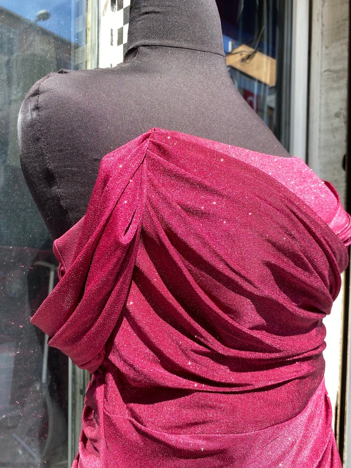 Bordo Drapeli Straplez Uzun Hamile Abiye - Görsel 2