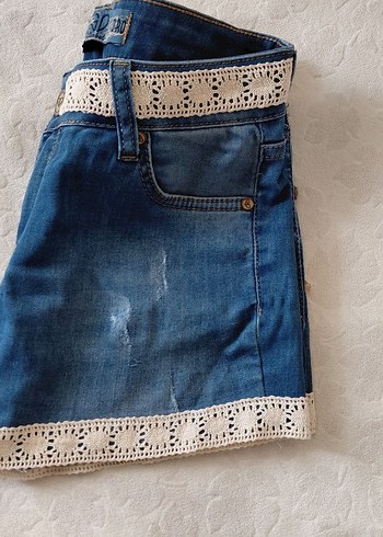 36 Beden Dantel Detaylı Bohem Mini Kot Şort