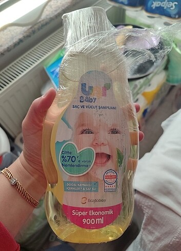 Uni baby bebek şampuanı