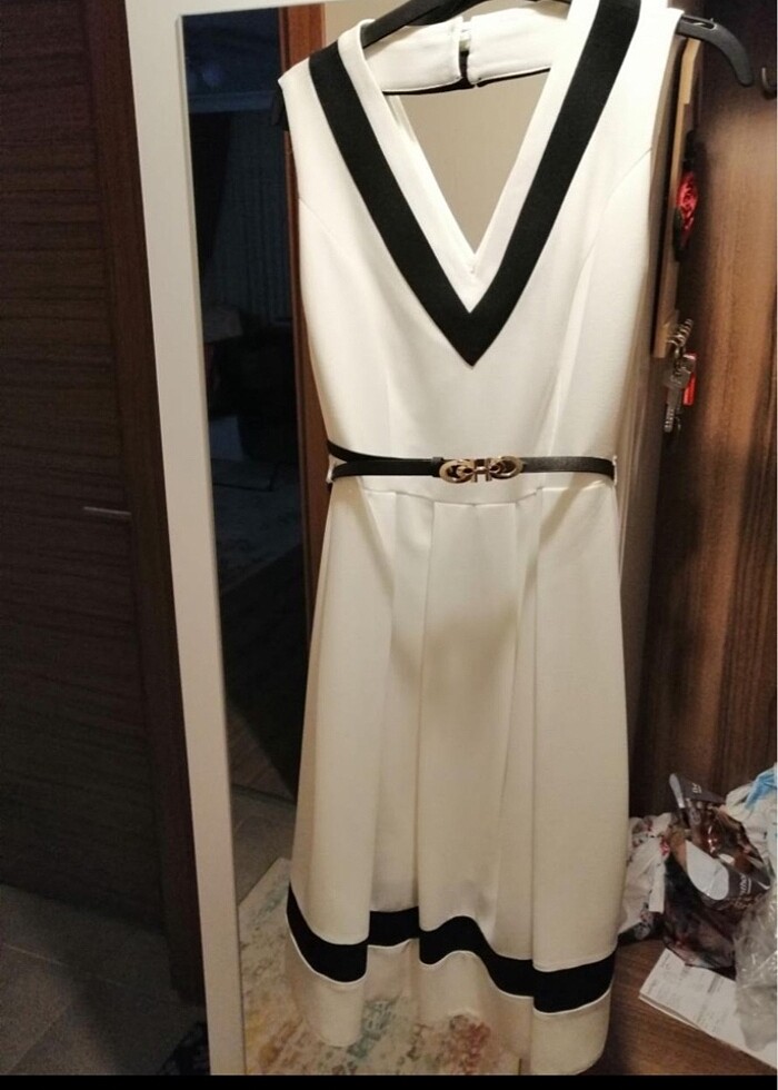 Beyaz mezuniyet elbisesi - Görsel 2