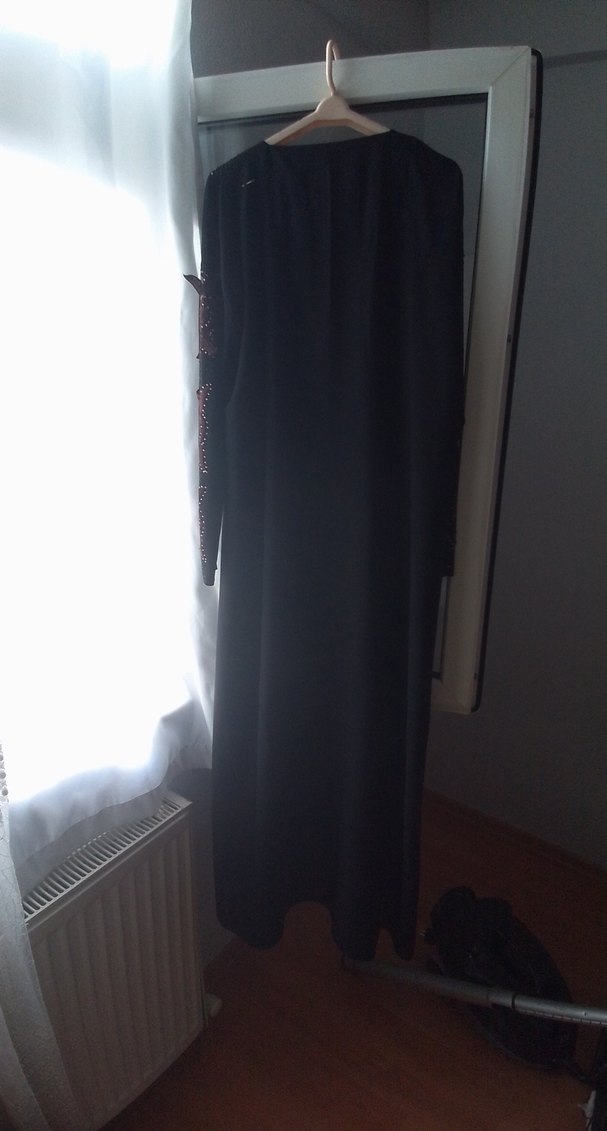 Nakışlı Siyah Uzun Kollu Elbise - Görsel 3