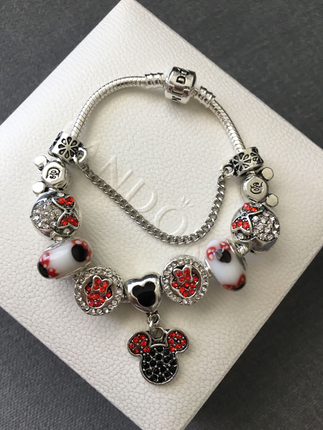 Pandora Minnie disney