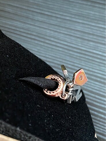  Beden Charm