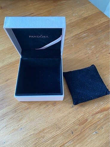 Pandora bileklik kutusu - Görsel 6