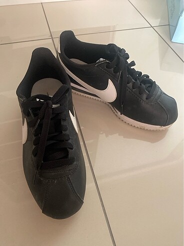 Orginal Nike kadın spor ayakkabı
