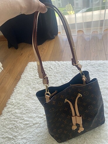  Beden Luis Vuitton