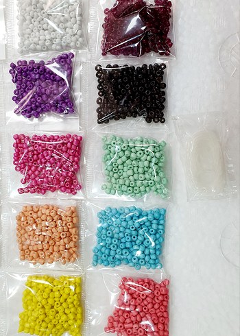 10 paket boncuk 1 paket lastik
