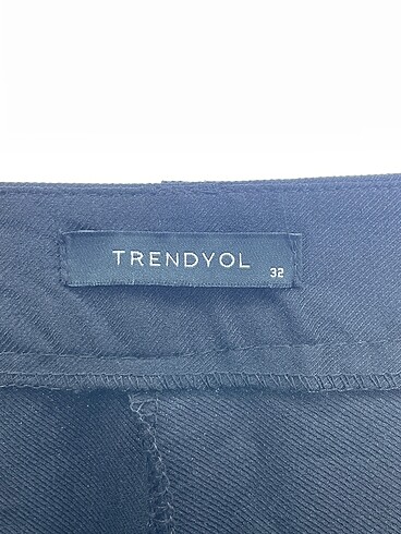 32 Beden siyah Renk Trendyol & Milla Kumaş Pantolon %70 İndirimli.