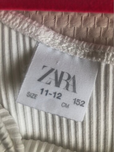 11-12 Yaş Beden Zara tişört