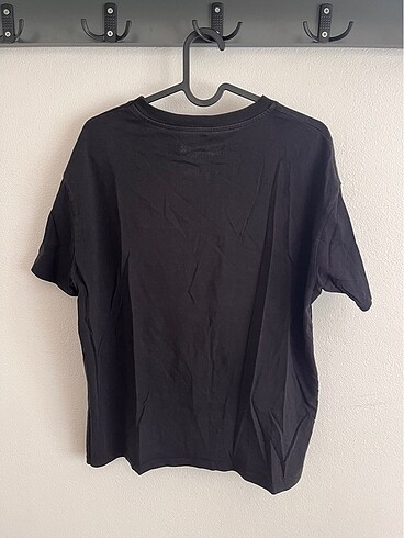 Pull and Bear t-shirt