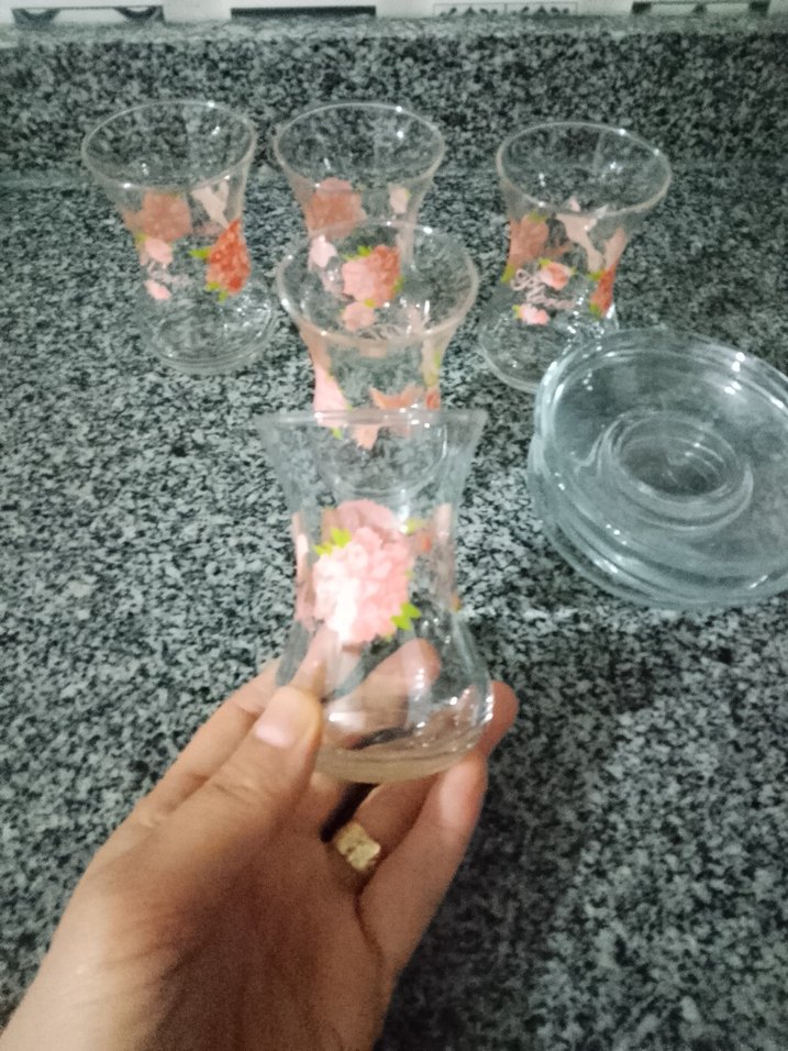 Pembe Çiçek Desenli Cam Bardak Seti - Görsel 3