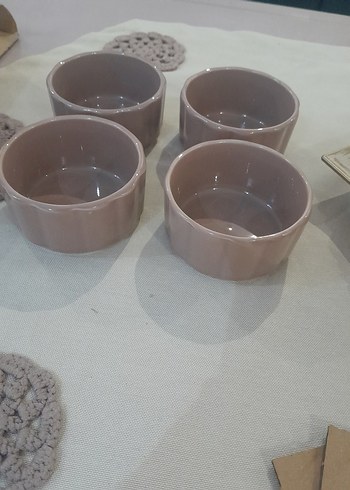  Beden Pastel Bej Renkli sufle seti