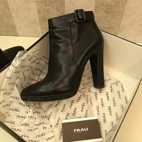 FRAU Verona İtalyan bot SİYAH