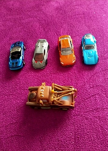  Beden Renk Vintage oyuncak araba