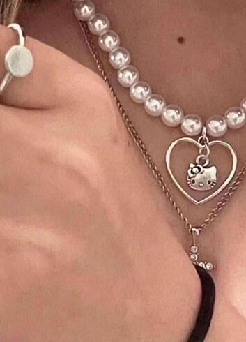 Beden Hello kitty inci kolye
