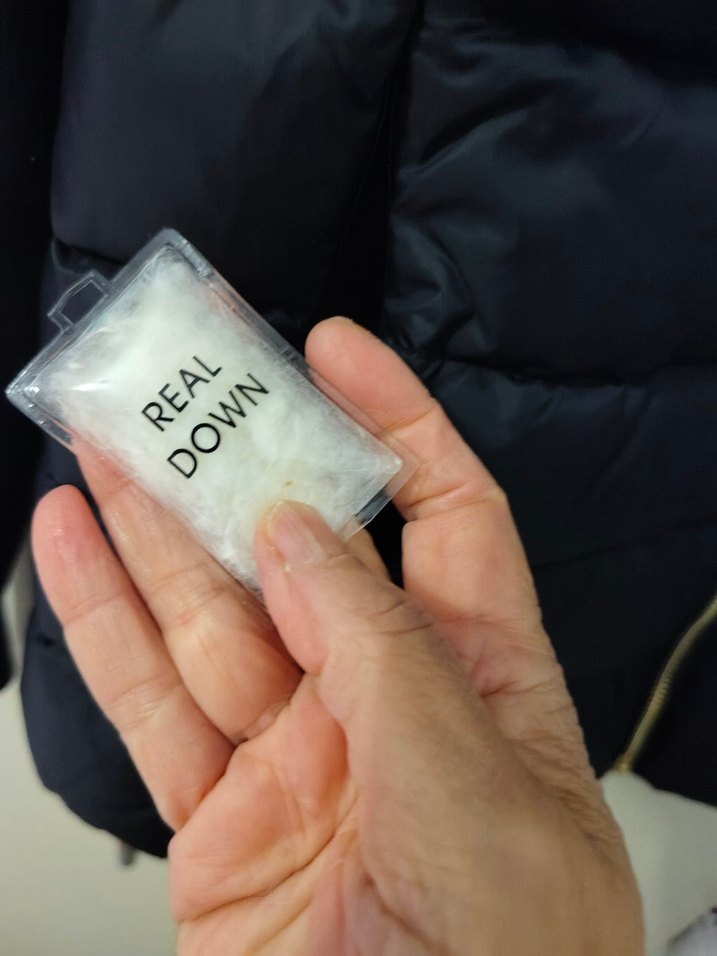 Kadın Siyah Fermuarlı Yüksek Yakalı Ceket - Görsel 4