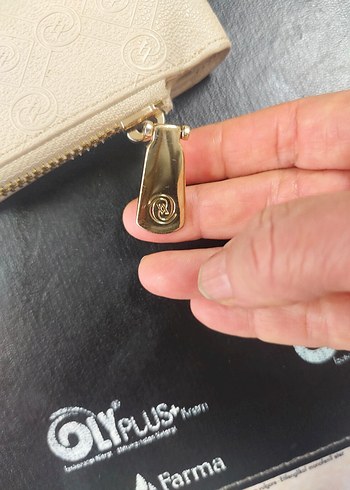 Beyaz Deri Fermuarlı Kadın Portföy Cüzdan - Görsel 10