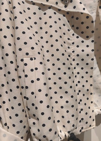 Beyaz Puantiyeli Mini Kadın Ceket - Görsel 2