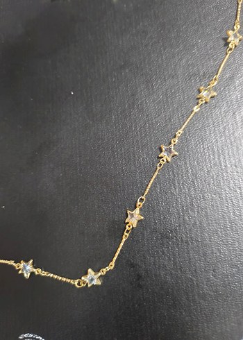 Uzun Zincir Detaylı Minimalist Altın Kolye - Görsel 2