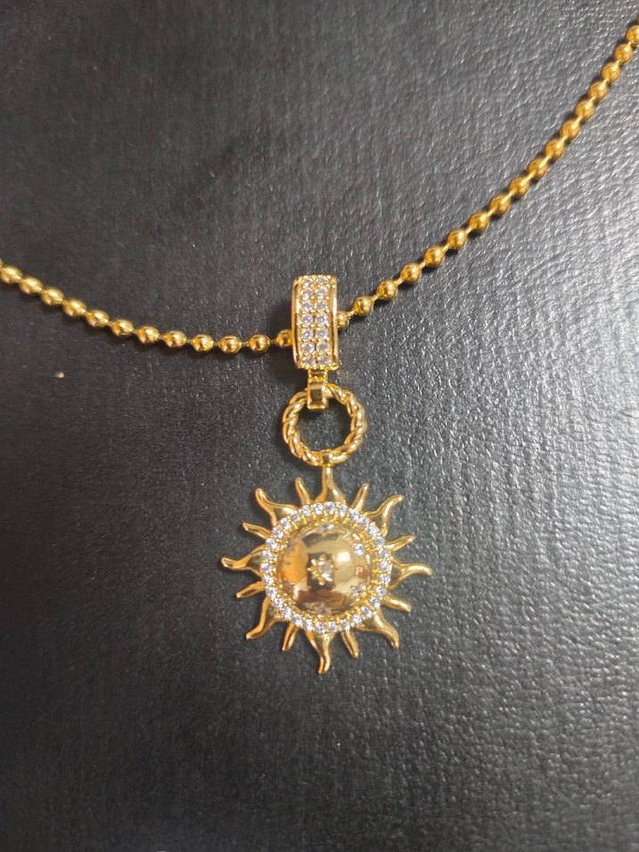 Zincir Detaylı Altın Renk Midi Kolye - Görsel 2