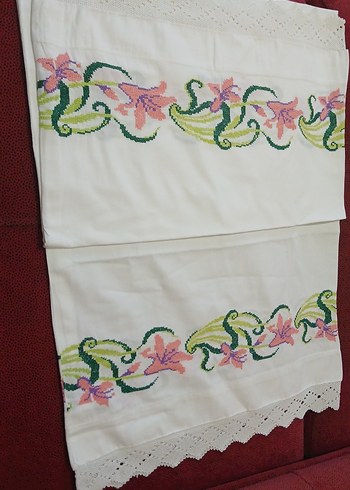 Nakışlı Pastel Renkli Beyaz uzun Yastık Kılıfı - Görsel 3