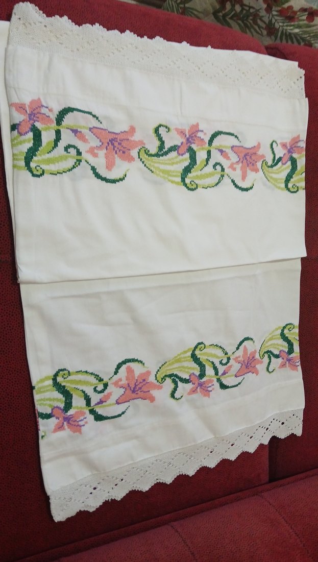 Nakışlı Pastel Renkli Beyaz uzun Yastık Kılıfı - Görsel 5