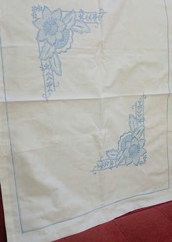 Mavi Nakışlı Beyaz Yatak karyola takım - Görsel 10