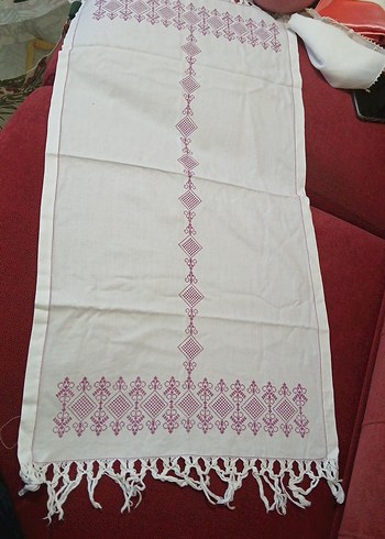 İşlemeli Bordo Mutfak Masa Örtüsü - Görsel 3