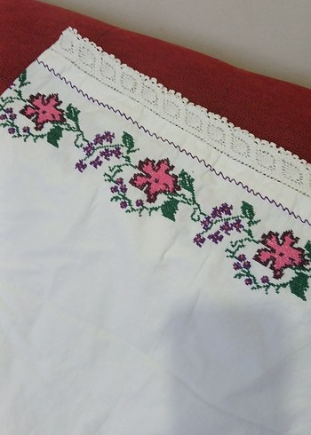 Nakışlı Beyaz Yastık Kılıfı kanaviçe - Görsel 2