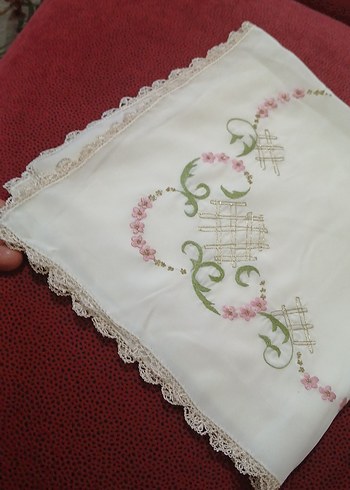 Nakışlı Beyaz Masa Örtüsü ipek Nişan bohçası - Görsel 4