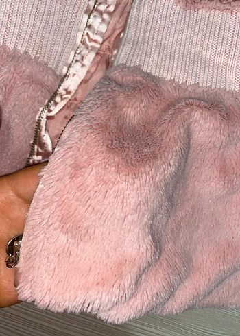 Kız Çocuk Pembe Kürklü Triko Yelek - Görsel 3