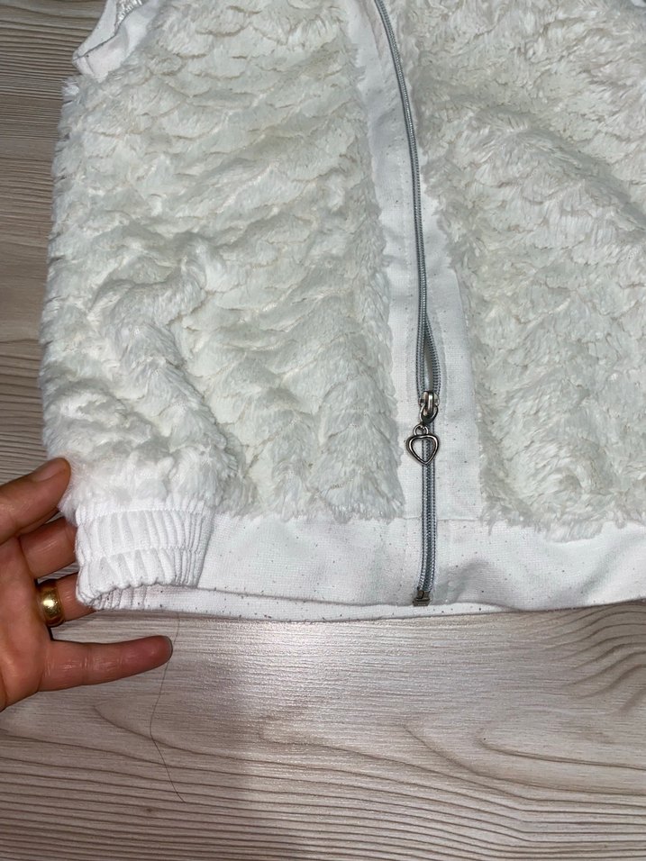 Kürk Detaylı Beyaz Kadın Yelek - Görsel 5