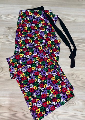 Renkli Çiçek Desenli Eşofman Takımı - Görsel 8