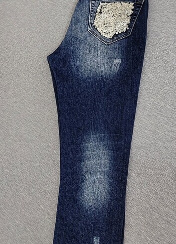 Diğer Pullu jean