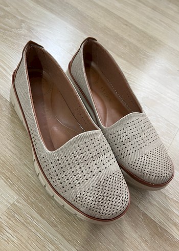Diğer Bej Delikli Rahat Slip On Ayakkabi