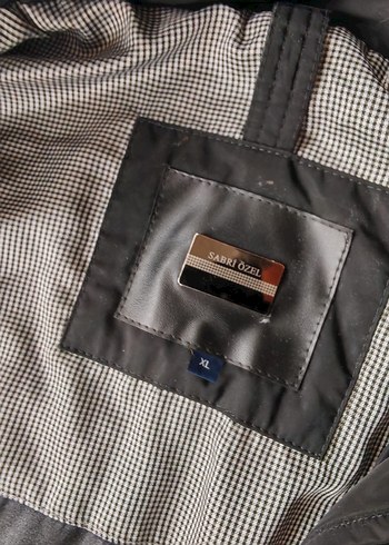 Sabri Özel Kapitone İnce Mont - Görsel 2