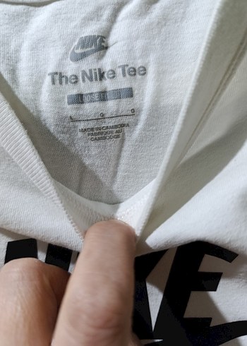40 Beden beyaz Renk Nike Kadın Beyaz Kısa Kollu Tişört
