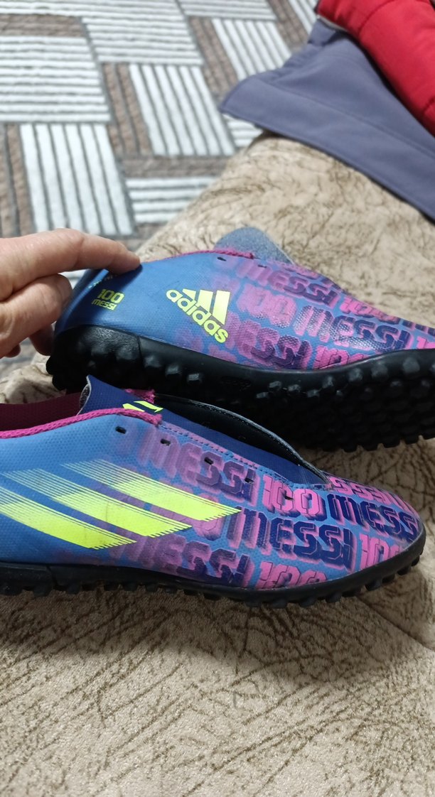 halı saha Messi Adidas ayakkabı 38 numara - Görsel 4