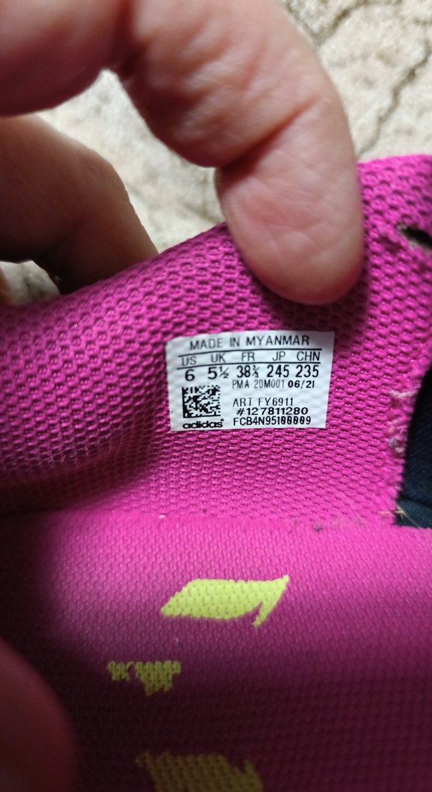 halı saha Messi Adidas ayakkabı 38 numara - Görsel 3