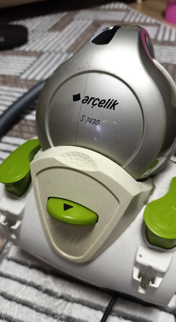 Yeşil ve Gri Renkli Elektrikli SüpürgelerFİYAT SORUN - Görsel 3