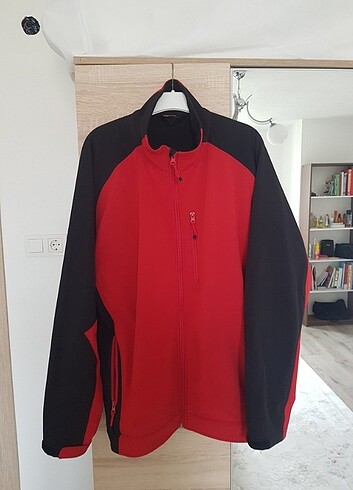 Kırmızı ceket