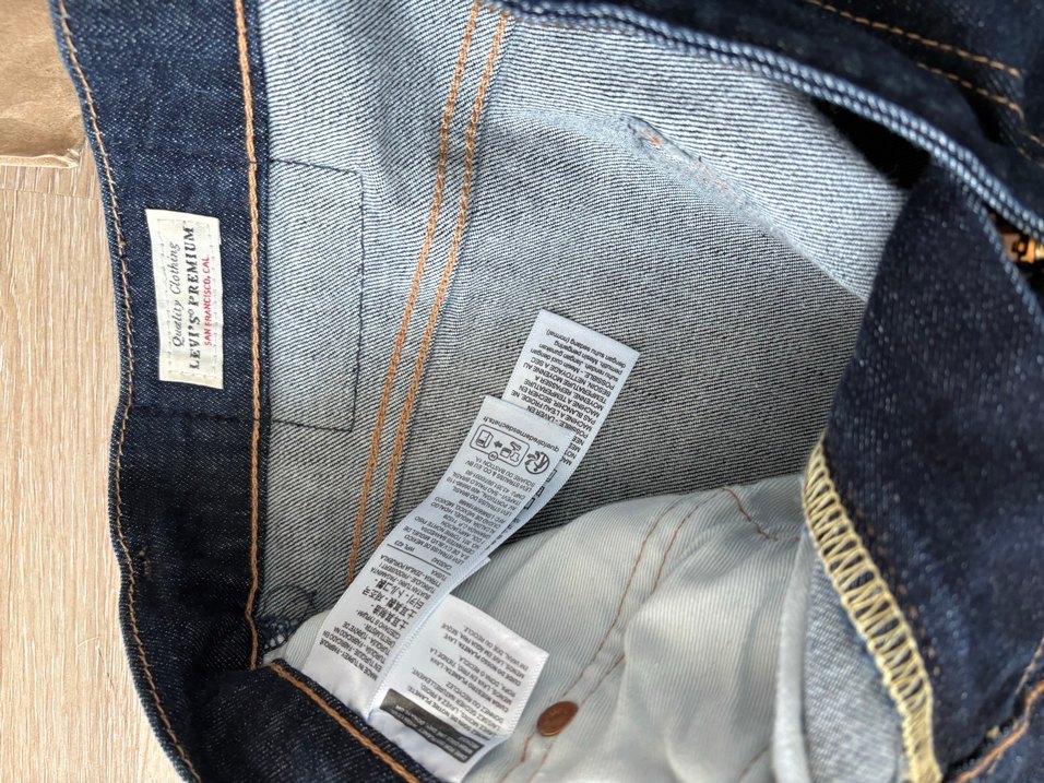 Sıfır Levis Koyu Mavi Denim Jean — görsel 5/10