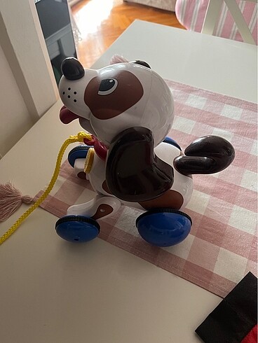  Oyuncak köpek
