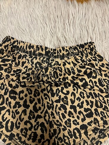 m Beden Leopar şort