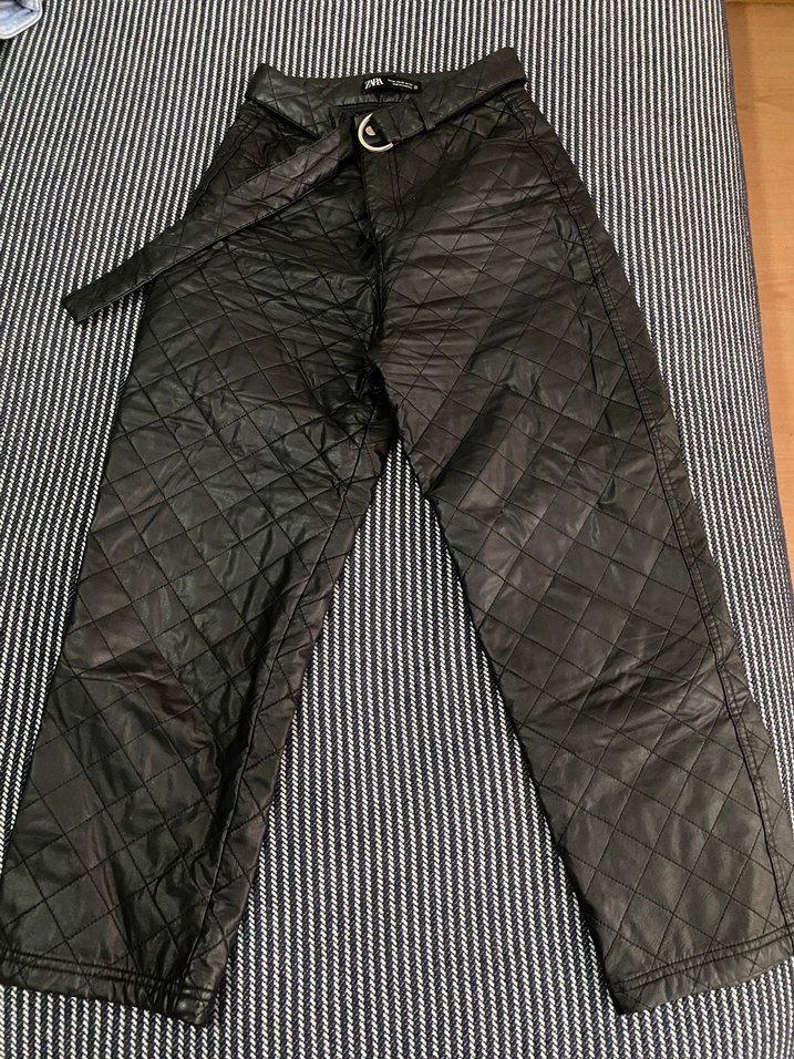 Kadın Siyah Tokalı Midi Kumaş Pantolon - Görsel 2