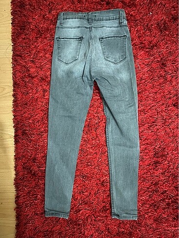 26 Beden gri Renk Kot pantolon ??